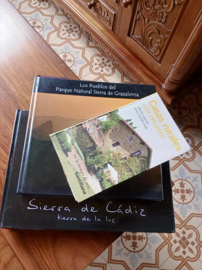 Affittacamere Casa Paco El Bosque Esterno foto